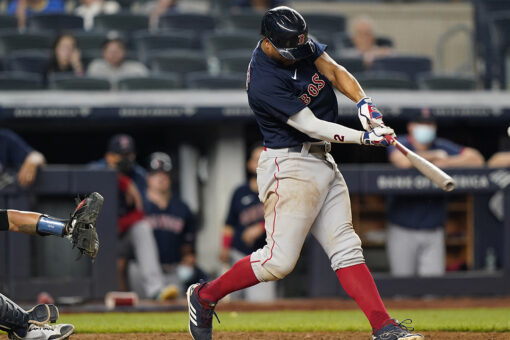 Red Sox hold off Yankees 6-5 in 10 for 3-game sweep in Bronx