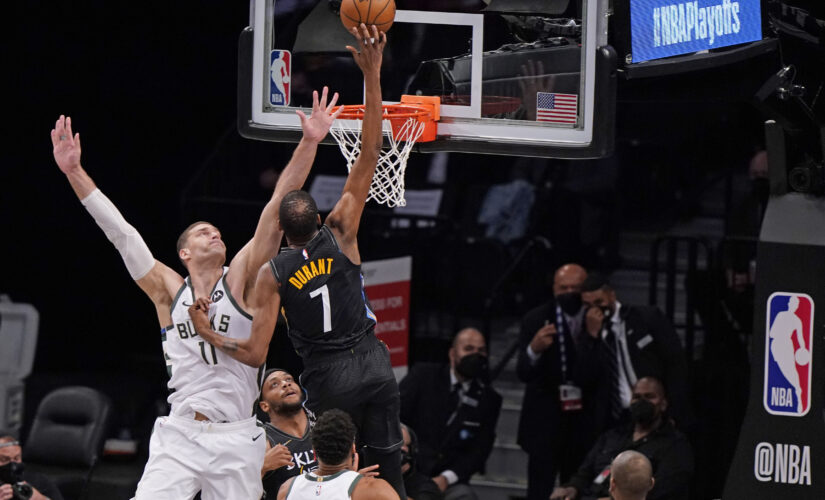 Durant has 32, Nets up 2-0 after 125-86 blowout of Bucks