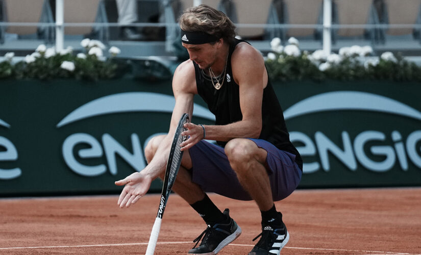 Zverev reaches 3rd Grand Slam semifinal, 1st at French Open