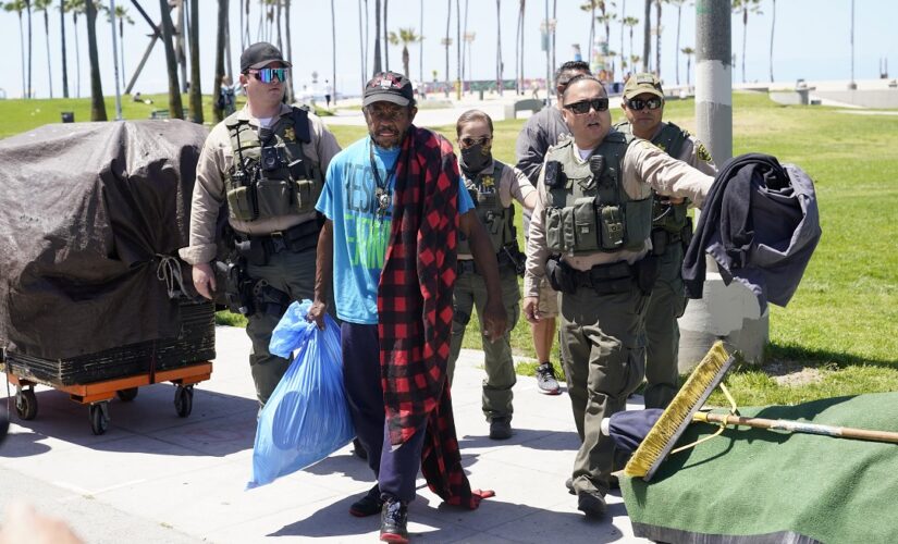 Los Angeles County deputies move into LAPD territory to address Venice Beach homelessness crisis