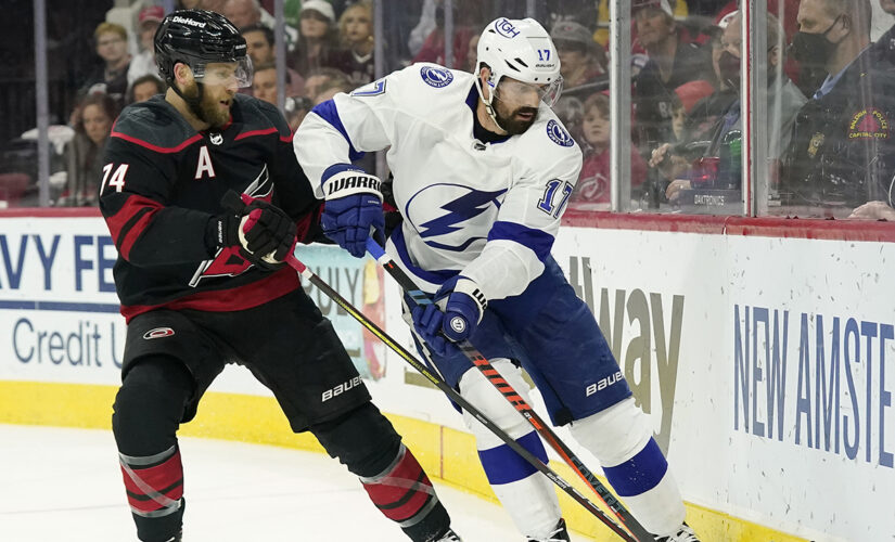 Lightning eliminate Hurricanes, advance to Cup semifinals