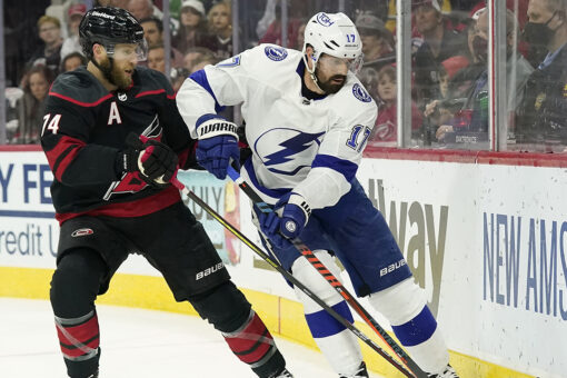 Lightning eliminate Hurricanes, advance to Cup semifinals