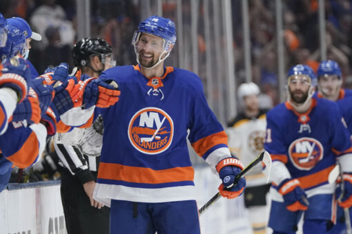 Islanders beat Bruins 6-2 in Game 6, reach Stanley Cup semis