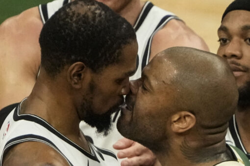 Kevin Durant’s ‘personal bodyguard’ ran on the court to break up fight with Bucks’ P.J. Tucker: report