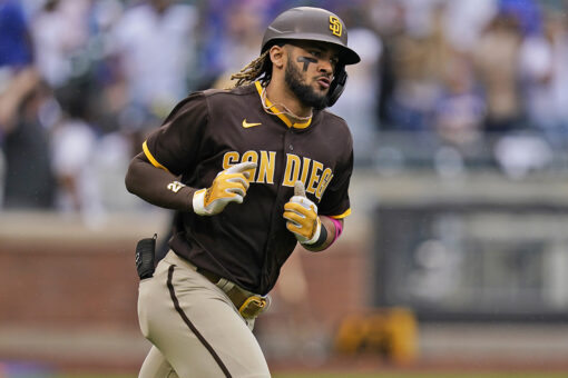 Tatis’ tiebreaking slam in 7th sends Padres past Mets 7-3