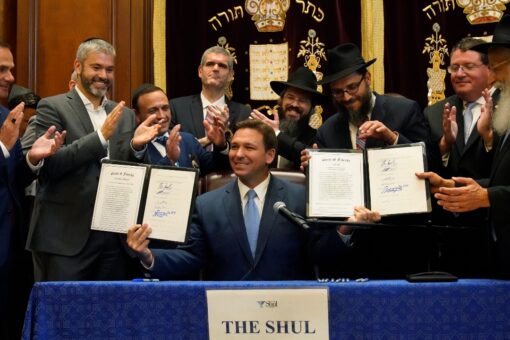 DeSantis signs bill requiring students to ‘reflect’ and ‘pray as they see fit’ before class