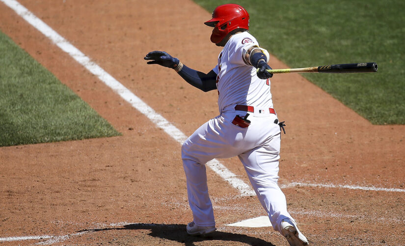 Molina’s RBI single in 9th lifts Cardinals past Marlins 1-0