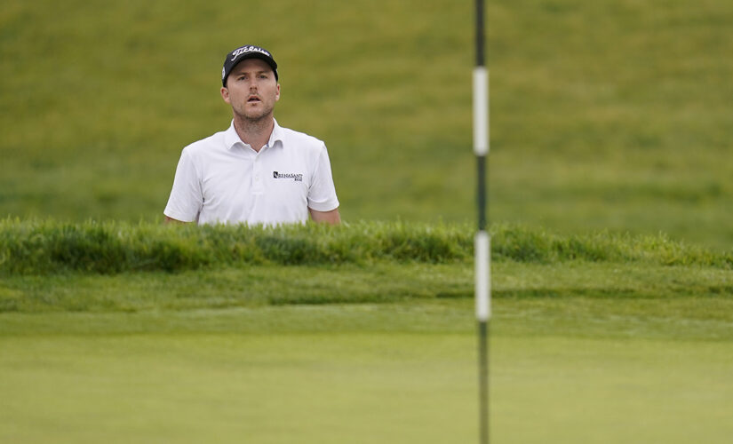 Henley has happy return to Torrey and takes early Open lead