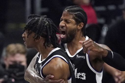 Mann scores career-high 39, Clippers eliminate Jazz 131-119
