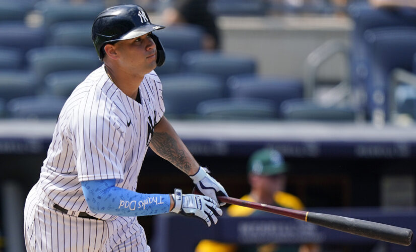 Yankees turn game-ending triple-play, beat A’s 2-1