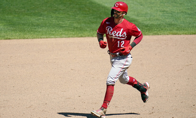 Naquin’s 3-run homer in 9th gives Reds 10-7 win over Twins