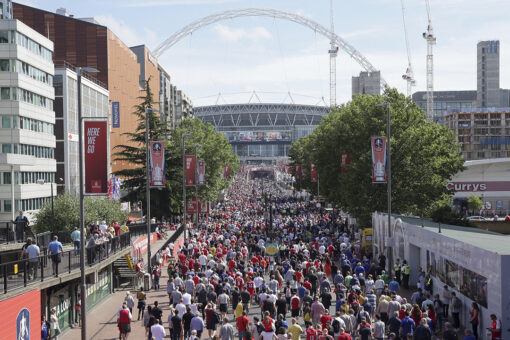 ‘No zero risk’: UK move to increase Wembley fans questioned