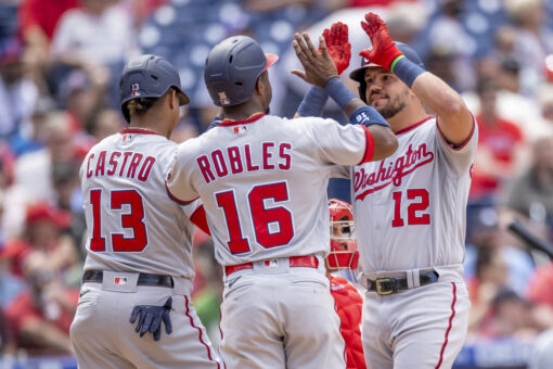 Castro’s 2-run single in 9th rallies Nats past Phils 13-12