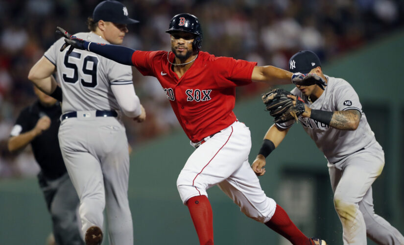 Eovaldi strong, Red Sox run win streak to 5 over Yanks, 4-2