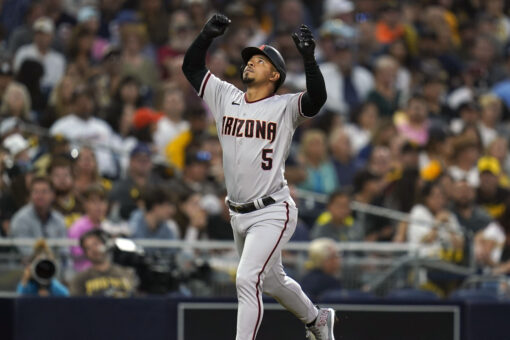 Dbacks rout Padres 10-1, end record 24-game road losing skid