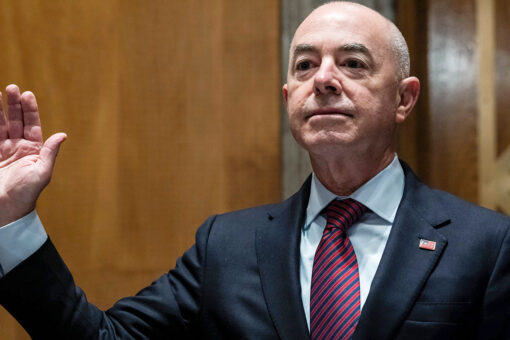 DHS Sec Mayorkas dodges on why Kamala Harris didn’t visit nearby Fort Bliss during border trip