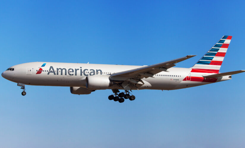 Chicago police remove ‘disruptive passenger’ that caused ‘disturbance’ on American Airlines flight