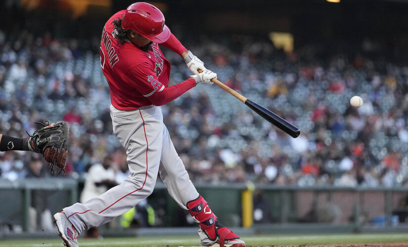 Rendon drives in 5 runs, Angels beat Giants 8-1