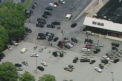 Atlanta-area deputy, two others injured during supermarket shooting