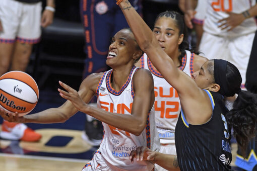 Bonner, Sun beat Sky 74-58, end Chicago’s 7-game win streak