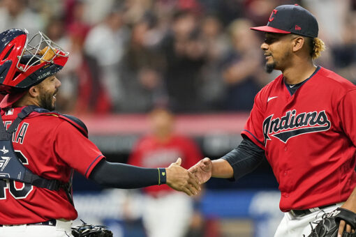 Indians shake off Bieber injury; O’s 16th straight road loss