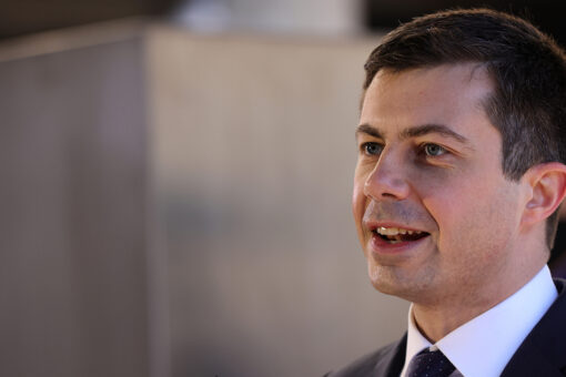 Pete Buttigieg says federal government should ‘encourage’ vaccine passports