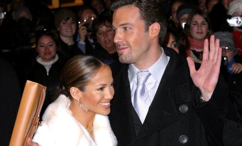 Jennifer Lopez and Ben Affleck enjoy steamy makeout session, PDA-filled dinner in Los Angeles