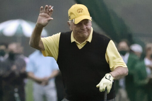 Laura Ingraham talks to Jack Nicklaus and son about the importance of family over sports