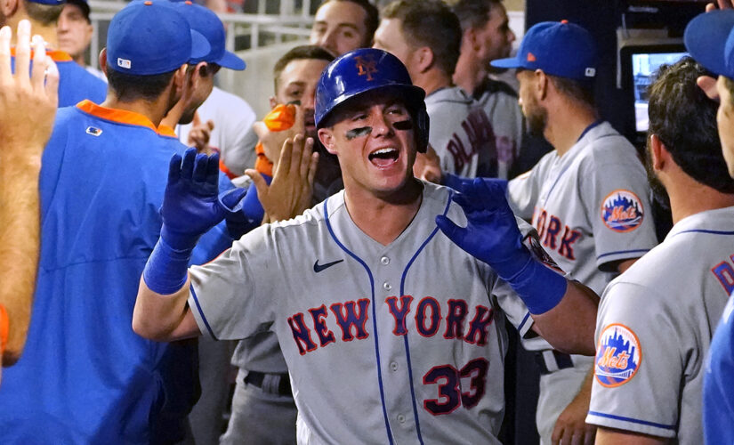 McCann, Lindor come through, Mets rally past Braves 4-3