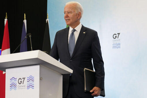 Biden mutters he’ll ‘get in trouble with my staff’ for taking extra question