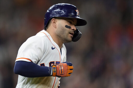 Jose Altuve hits walk-off grand slam to lift Astros over Rangers