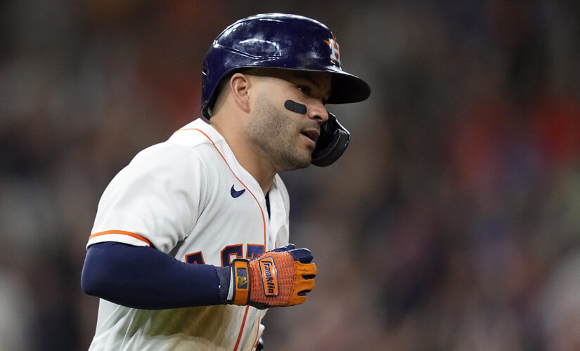 Jose Altuve hits walk-off grand slam to lift Astros over Rangers