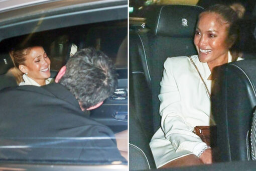 Jennifer Lopez, Ben Affleck erupt in laughter during romantic date night in Los Angeles: photos