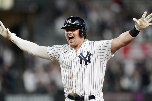 Sánchez, Voit lift Yankees over Royals 6-5 in thriller