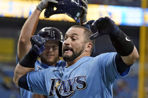 Rays stop 7-game skid, beat AL East-leading Red Sox 8-2