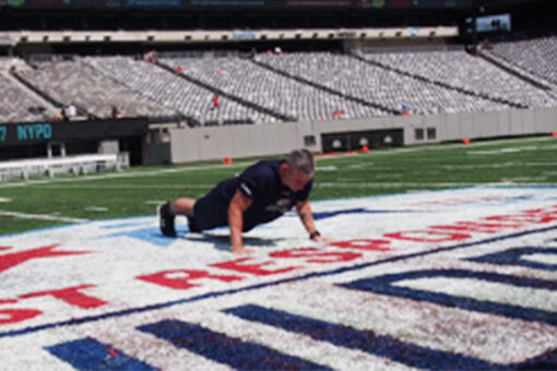 Wisconsin father sets new pushup world record to raise money for family of fallen first responders