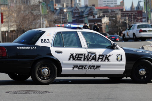 New Jersey police officers injured by ‘mob’ during arrest attempt; suspects apprehended unharmed: report