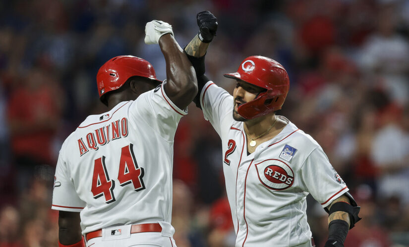 Castellanos hits slam as Reds rally past Phillies 12-4