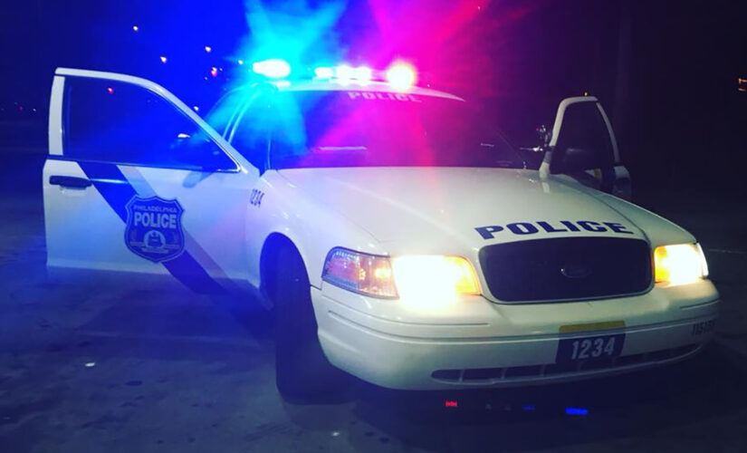 Philadelphia police officers come under gunfire while rendering aid to shooting victim: report