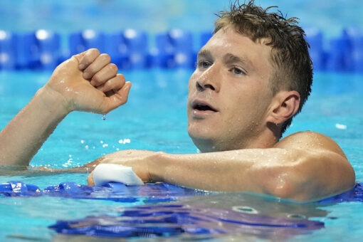 Murphy, Regan Smith win backstroke races at US swim trials