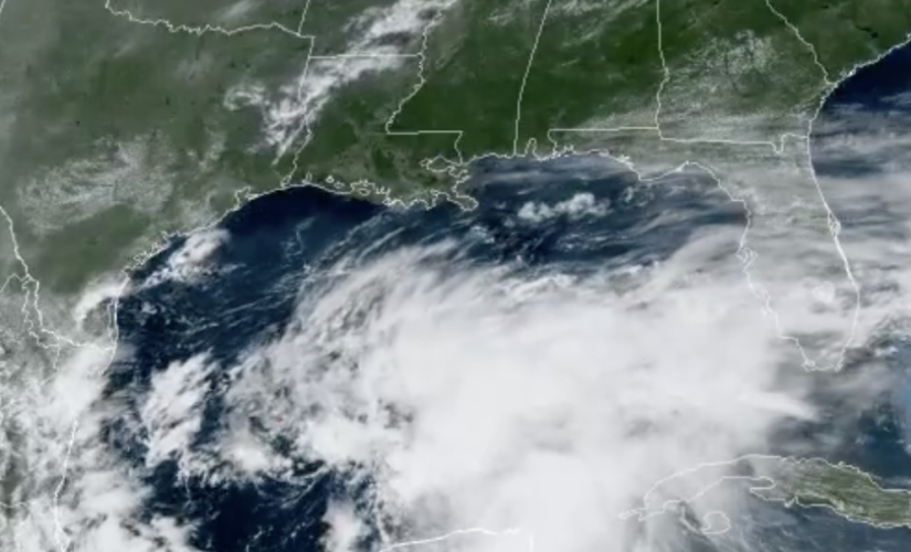 Tropical storm warning in effect as storm barrels toward Gulf Coast