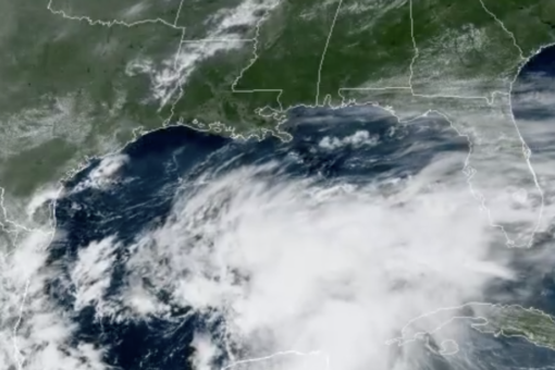 Tropical storm warning in effect as storm barrels toward Gulf Coast