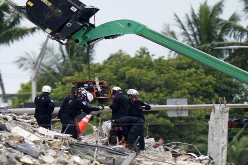 Miami condo collapse: Family still getting mysterious phone calls from missing grandparents