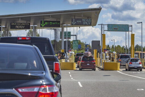 US extends travel restrictions at Canada, Mexico land borders through July 21