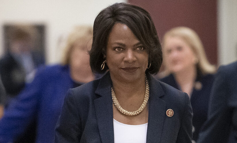 Florida Senate race: Rep. Val Demings, former Orlando police chief, officially kicks off run against Rubio
