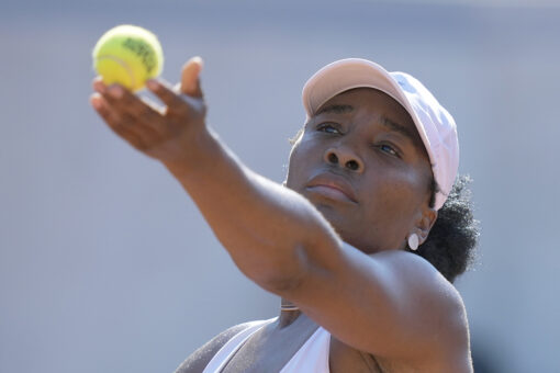 Venus Williams gives blunt answer on how she deals with reporters: ‘You’ll never light a candle to me’