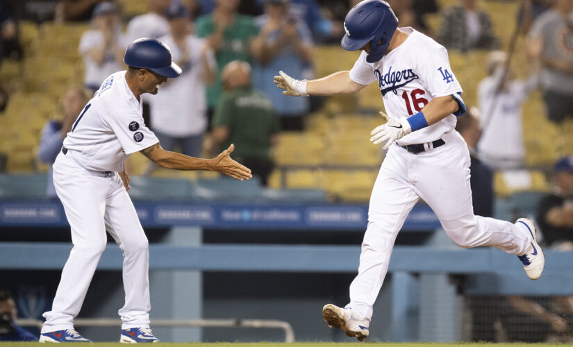 Smith, Taylor homer in Dodgers’ 3-1 win over Phillies
