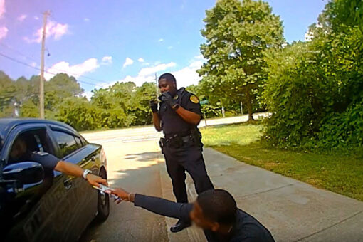 Georgia police officer buys toothpaste for homeless man brushing with baking soda