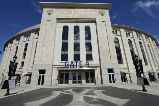 MLB fan gets blasted by security guard after running onto field at Yankee Stadium