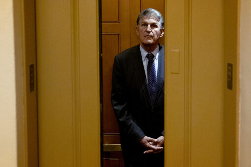 Squad member targets Manchin, as lawmakers, progressive activists implore Dem to ‘save’ democracy